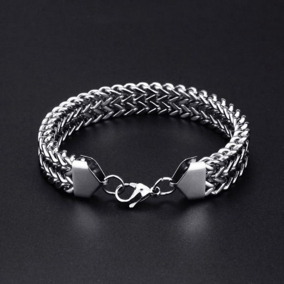 ULLMYYL Titanium Handcuff Bracelet – Unisex Punk Hip Hop Chain, Stainless Steel Curb Link, 22cm Adjustable – Edgy Couple Or Solo Jewelry